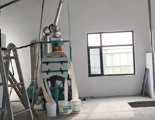 河北黃驊四加二石磨面粉機生產線